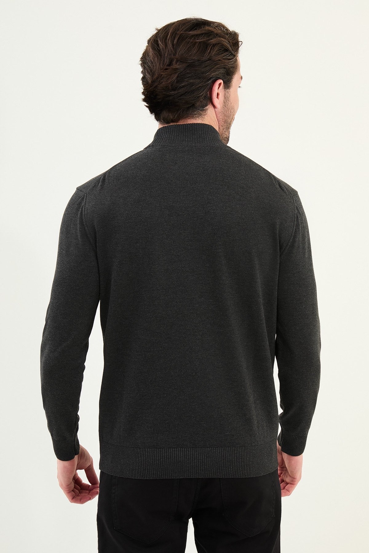 Men’s Gray Knit Half-Turtleneck Pullover – Slim Fit