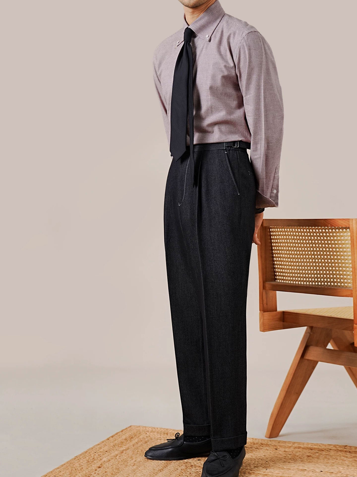 Men’s Italian-Style Point Collar Cotton Dress Shirt