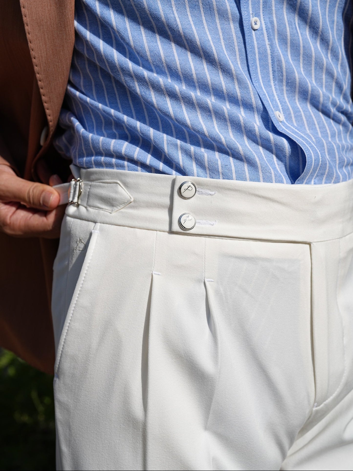 White High Waist Pleated Buckle Pants - Regular Fit