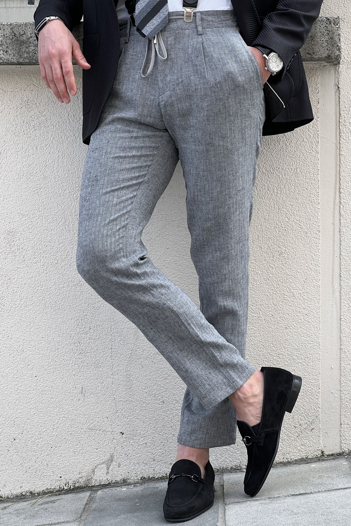 Daniel Gray Linen Pants - Slim Fit Excellence in Versatile Style