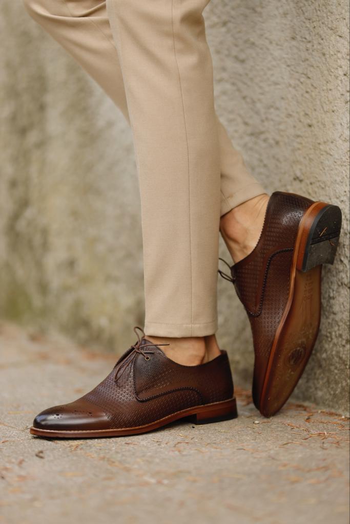 Empire Brown Laced Derby Shoes - Perfect for Any Occasion