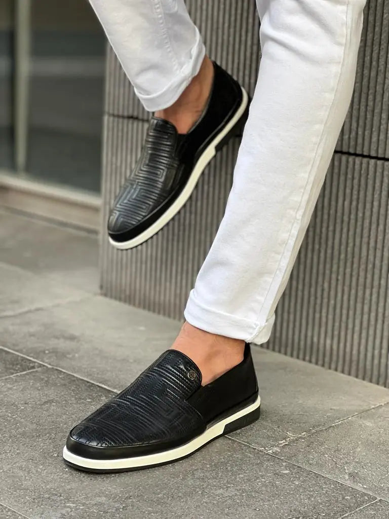 Lawson Black Patterned Slip-Ons for Men - BRABION