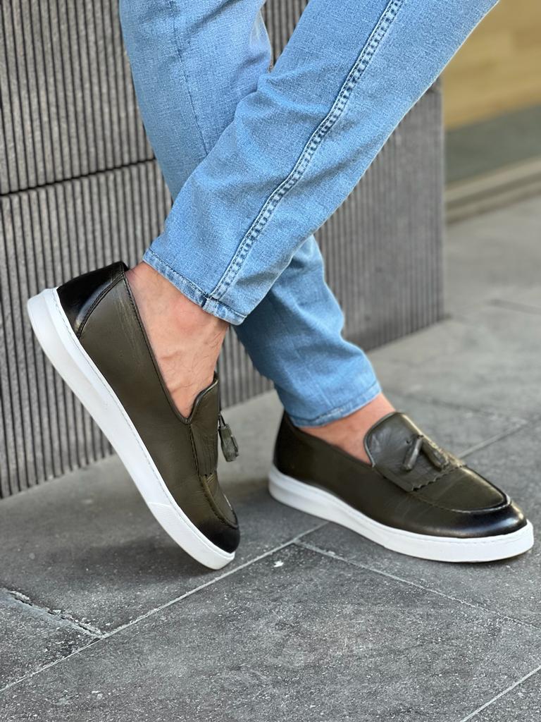 Lawson Khaki Kilt Tassel Loafers - Style Meets Comfort