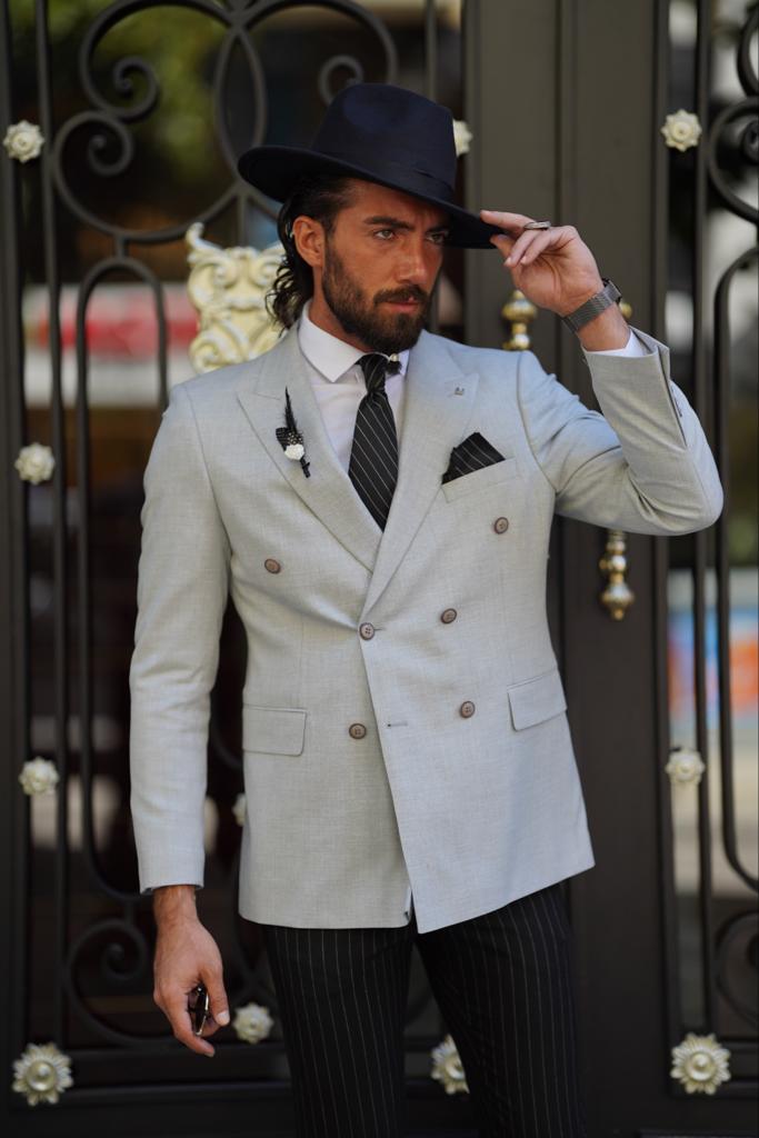 Avion Gray Slim Fit Peak Lapel Blazer - Stylish Versatility for Every Occasion