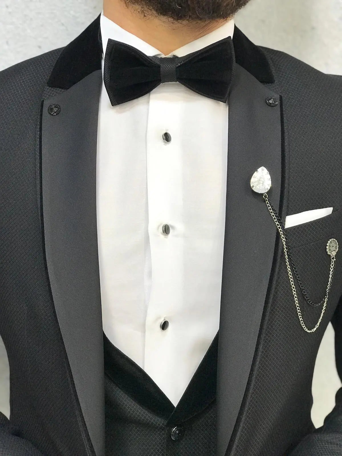 Lazio Black Slim-Fit Tuxedo for Modern Elegance - BRABION