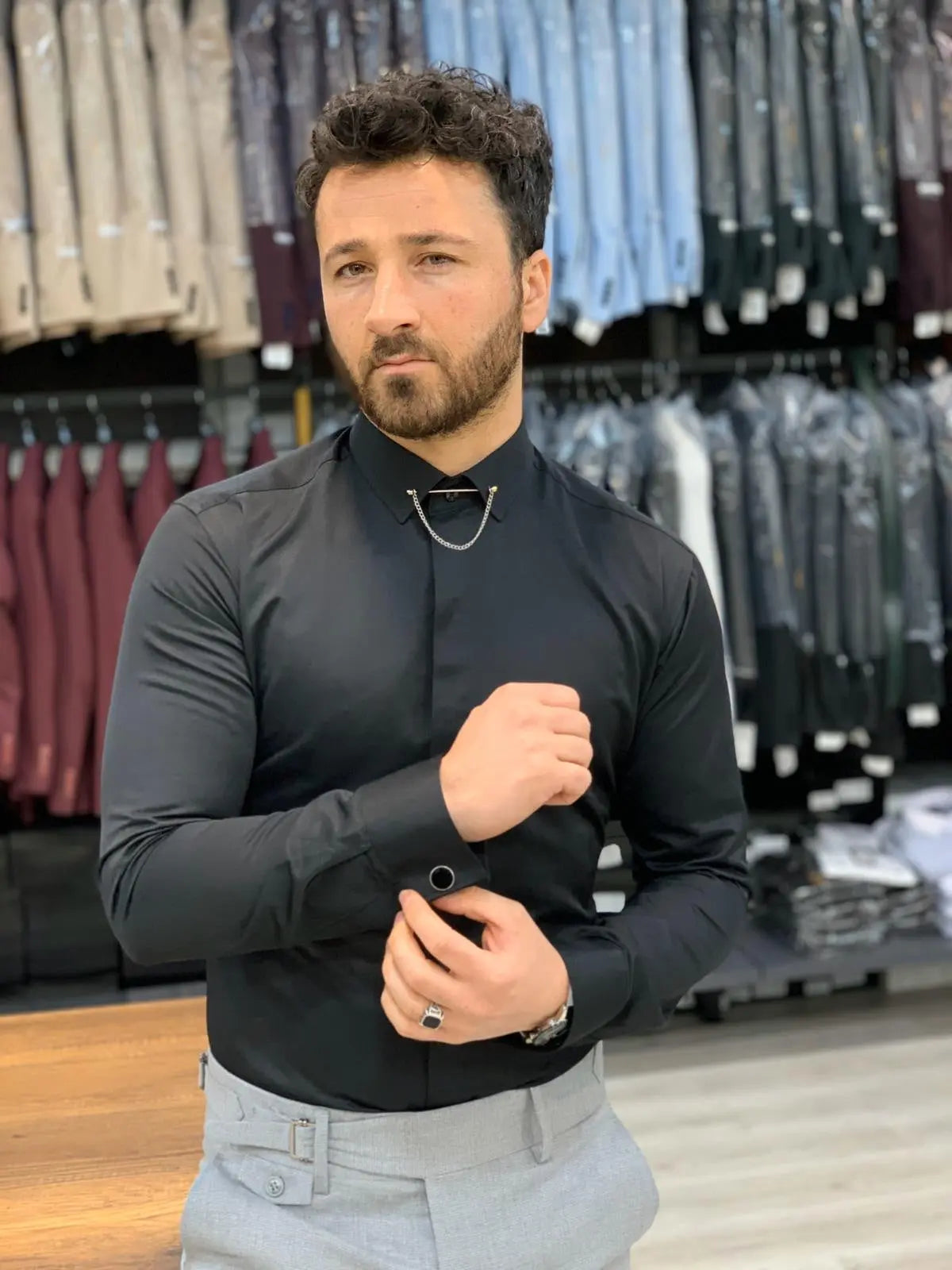 Jake Black Slim Fit Shirt for All Occasions - BRABION