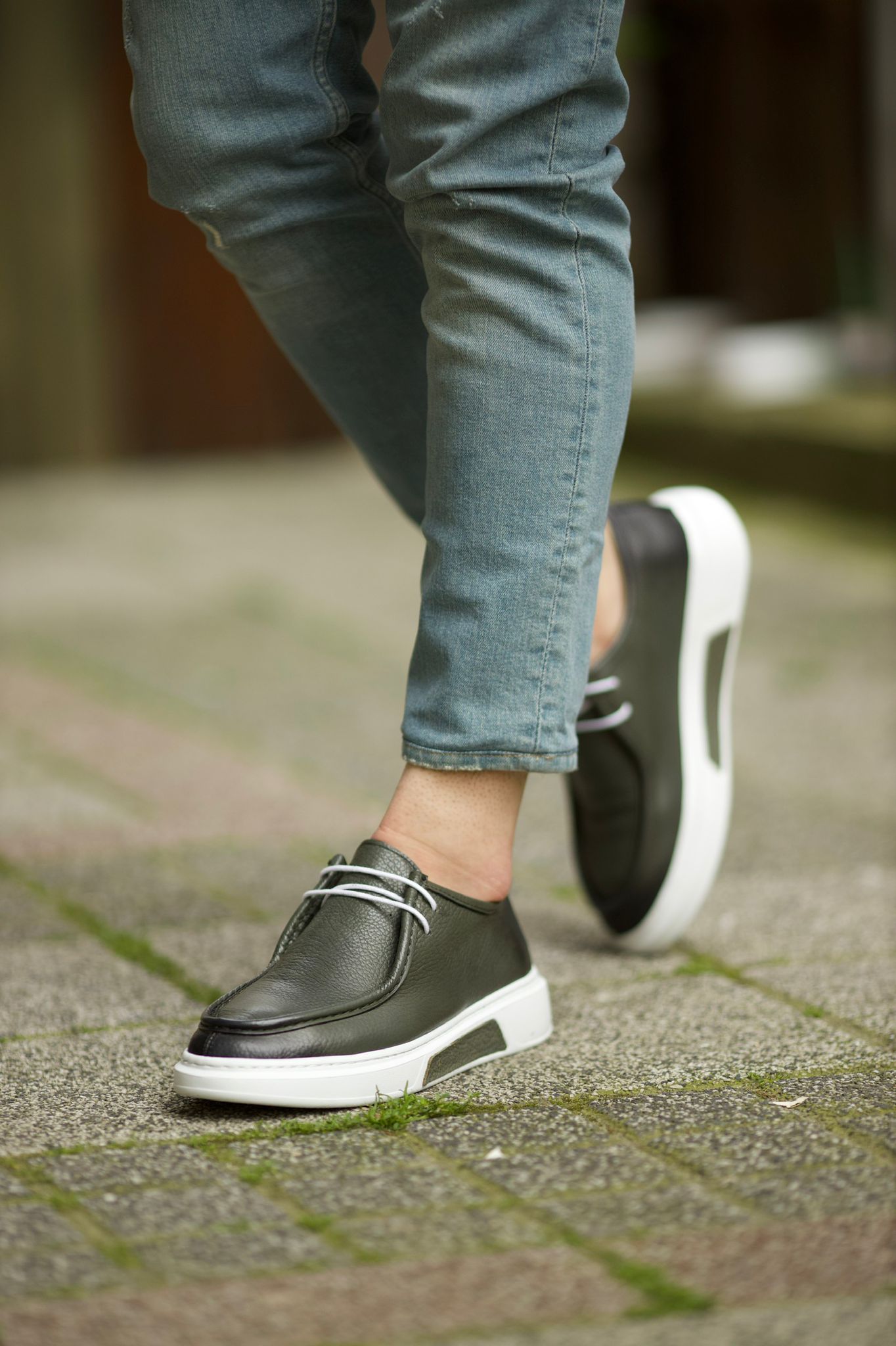 Vince Eva Pool Sole Green Shoes - Elegant Leather Footwear for All Occasions