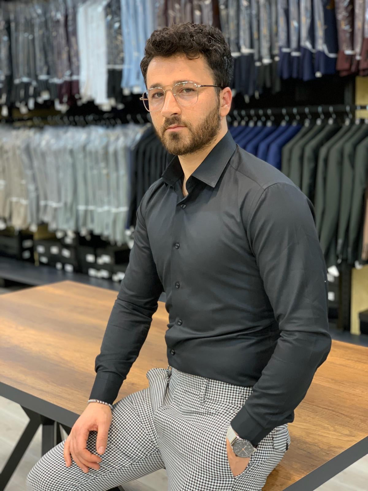 Jake Black Slim Fit Shirt - Versatile Elegance for Every Occasion