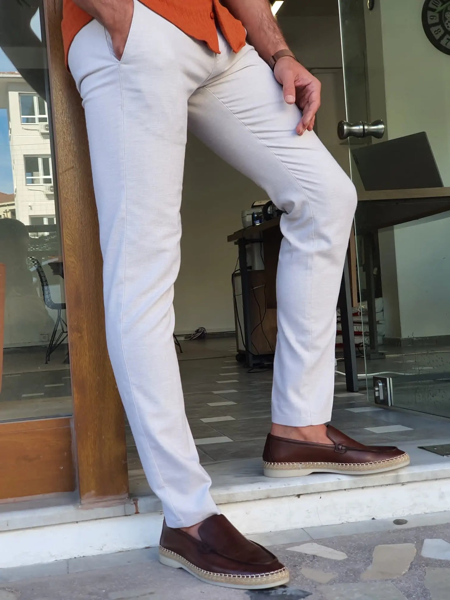 Mantova Beige Slim Fit Cotton Pants for Every Occasion - BRABION