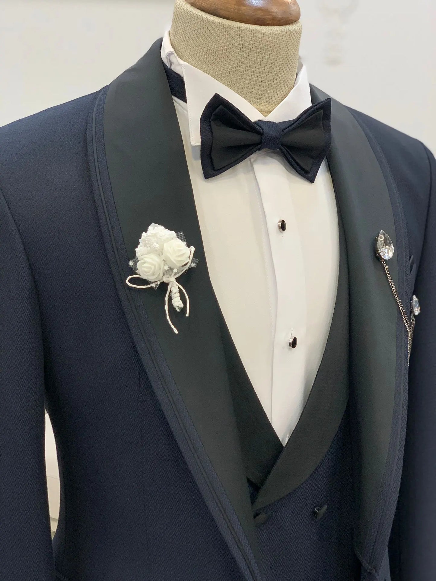 Caesar Navy Blue Slim Fit Shawl Lapel Tuxedo - BRABION