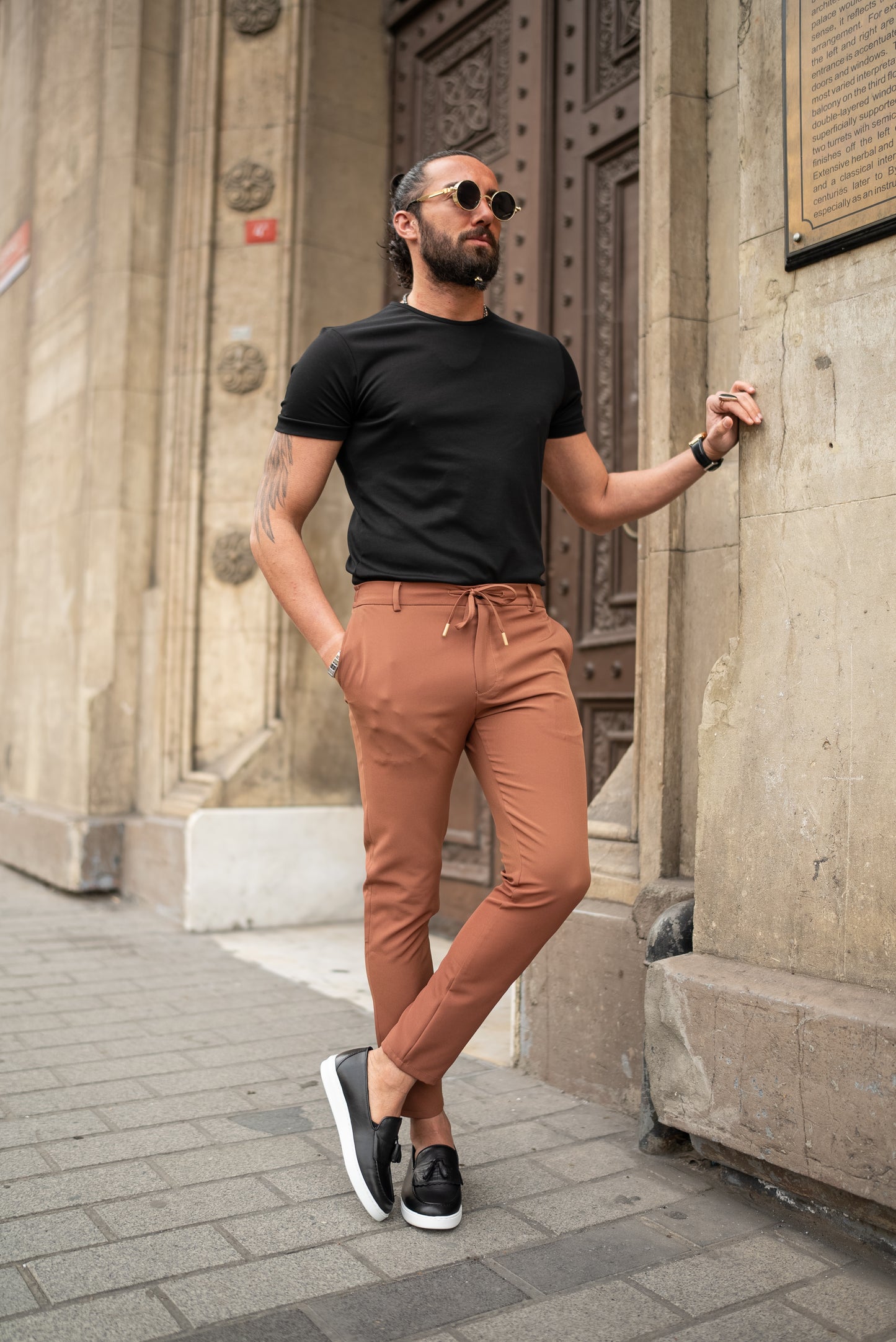 Brabion Maison Brown Slim Fit Pants - Versatile Elegance for Every Occasion
