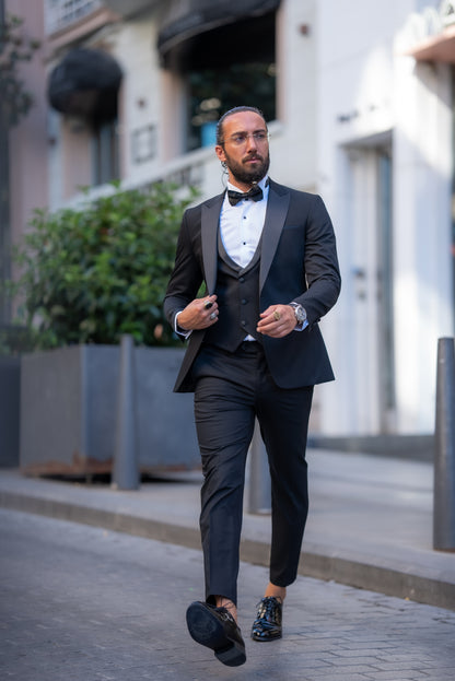 Brabion Alonso Black Slim Fit Peak Lapel Tuxedo – Elevate Your Formal Look