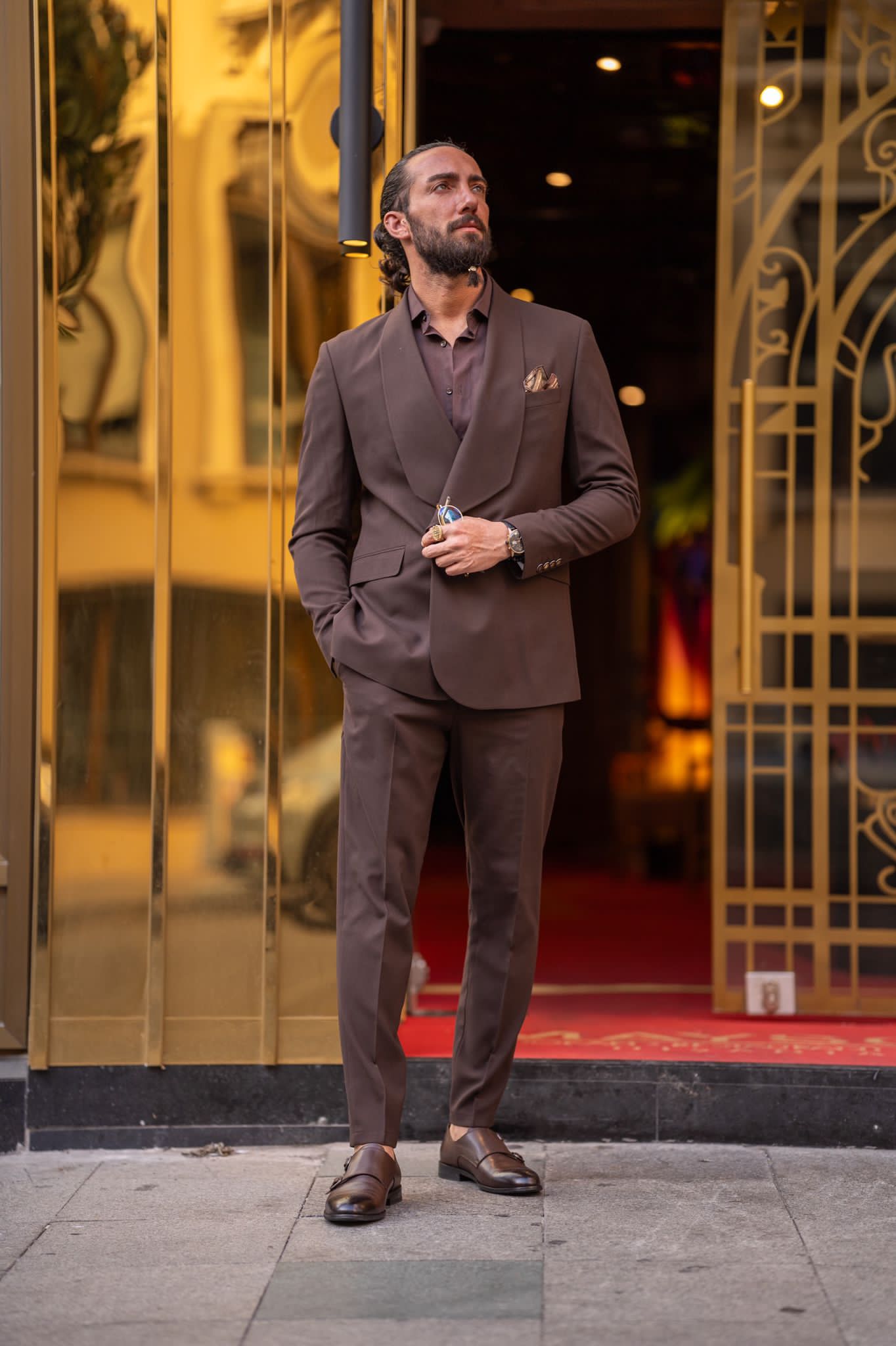 Ardean Brown Slim Fit Shawl Lapel 2 Piece Suit - Elegant Versatility for Every Occasion