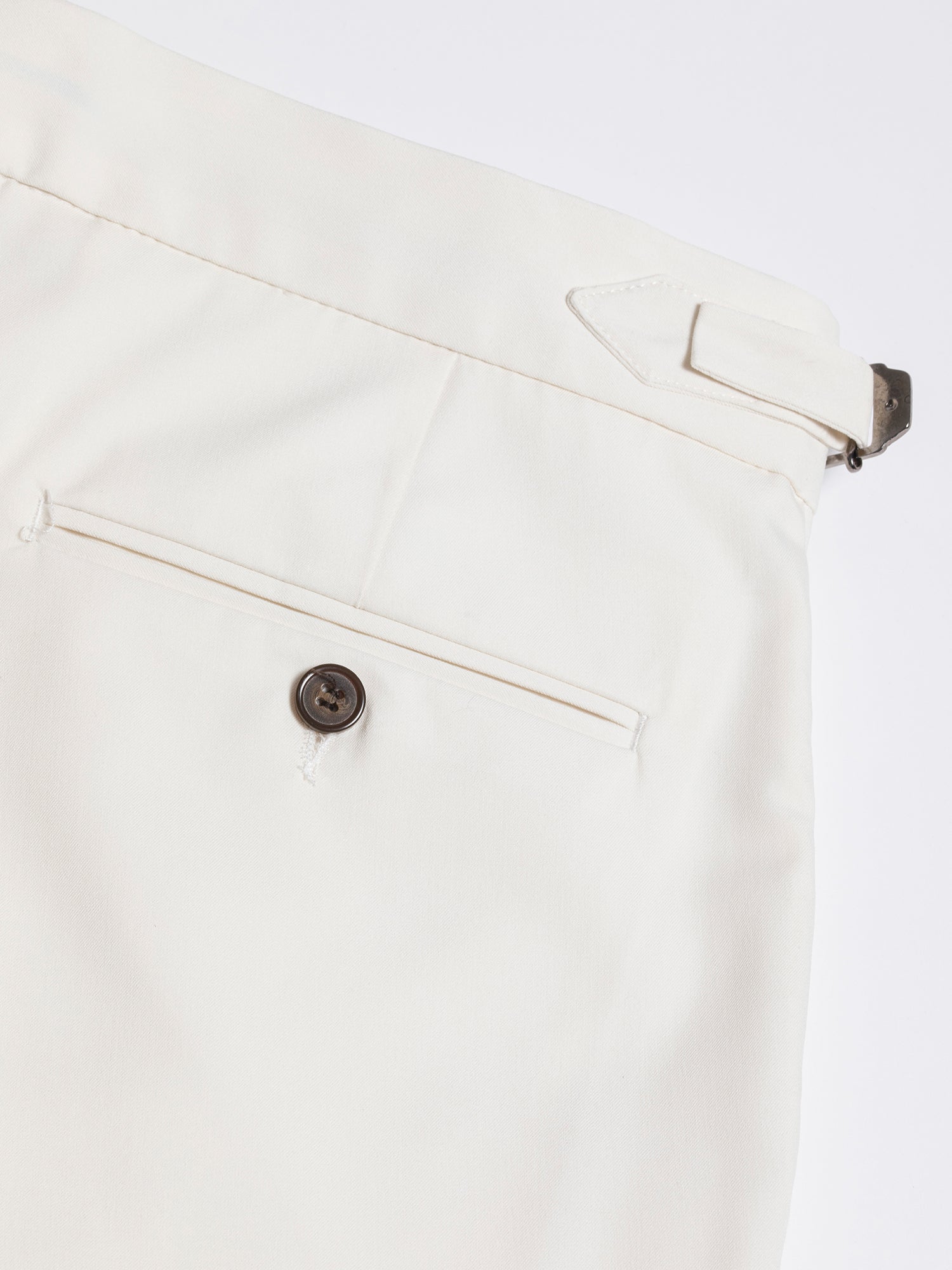 White Double Breasted Suit 2-Piece VIOSSI