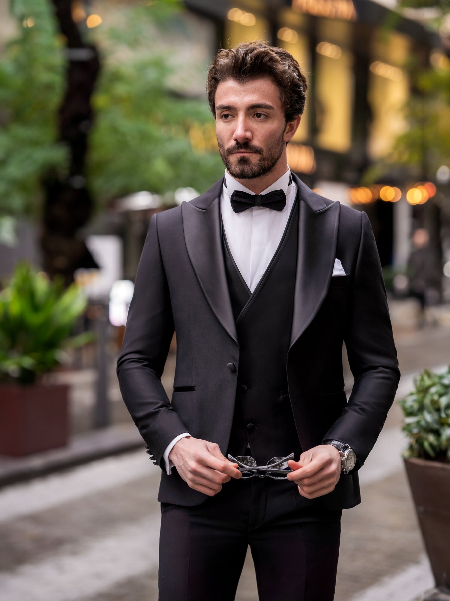 Black Slim-Fit Tuxedo 3-Piece - BRABION