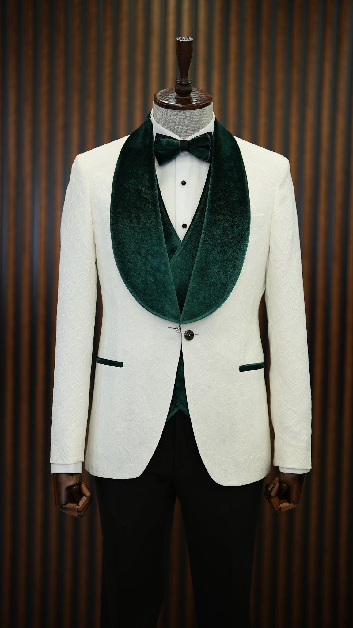 Fiore White Green Slim Fit Velvet Shawl Lapel Tuxedo for Modern Elegance
