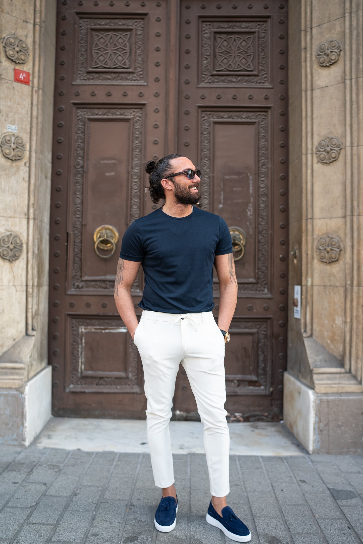 Brabion Maison White Slim Fit Pants: Versatile Elegance for Every Occasion