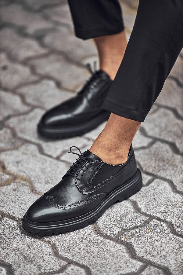 Brabion Levanzo Black Wing Tip Oxfords - Classic Elegance Meets Comfort