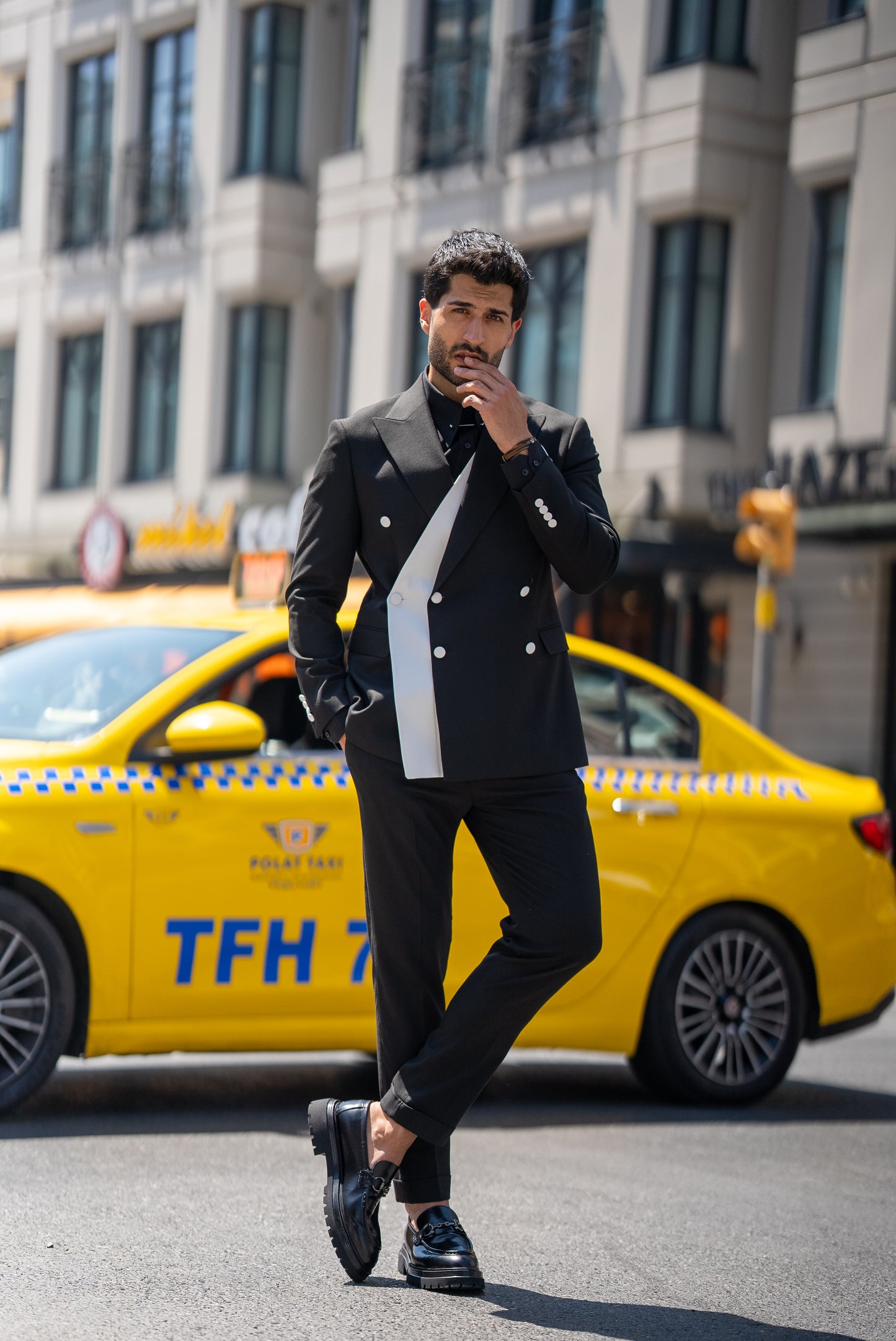 St. Tropez Black Slim Fit Double-Breasted Suit