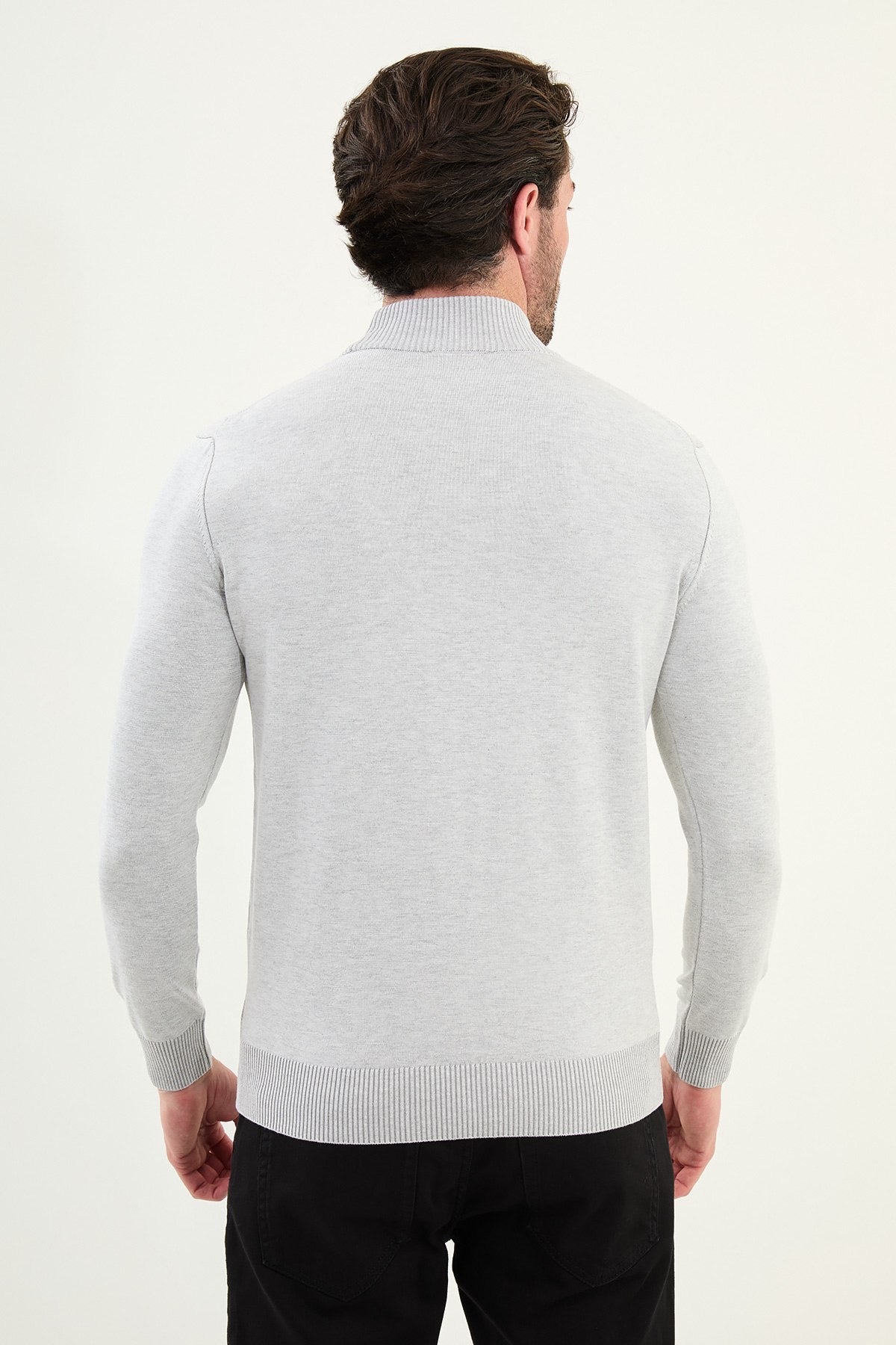 Men’s Light Gray Knit Half-Turtleneck Pullover – Slim Fit