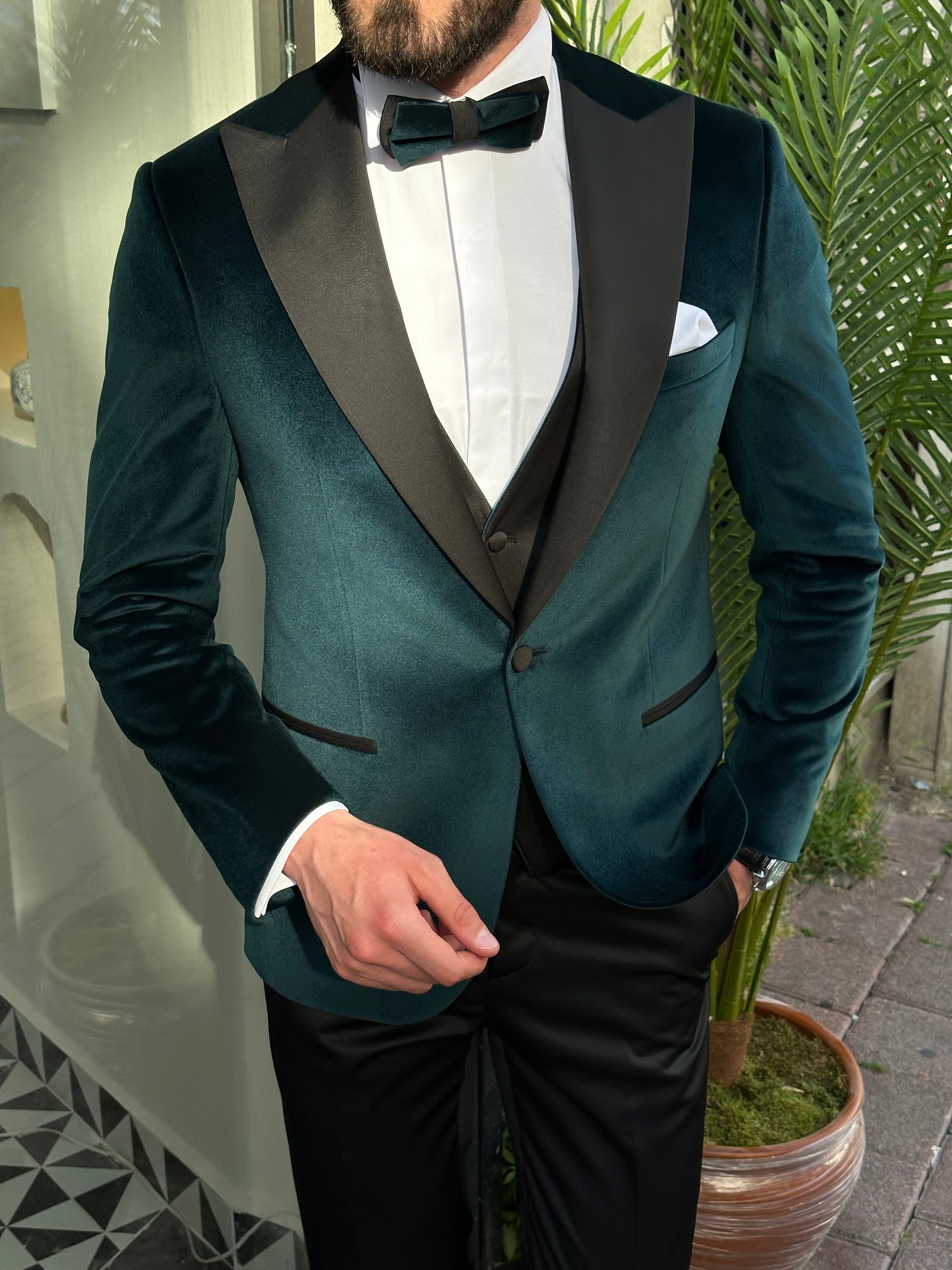 Emerald Velvet Slim-Fit Tuxedo 3-Piece - BRABION