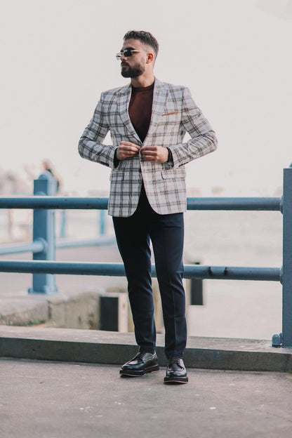 Men’s White Plaid Slim-Fit Jacket