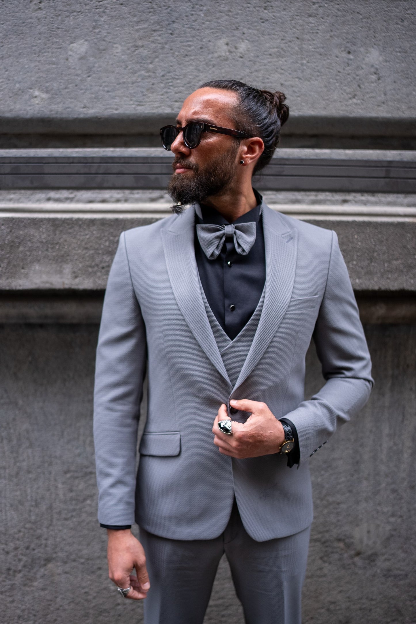 Brabion Gray 3 Piece Suit for Modern Men