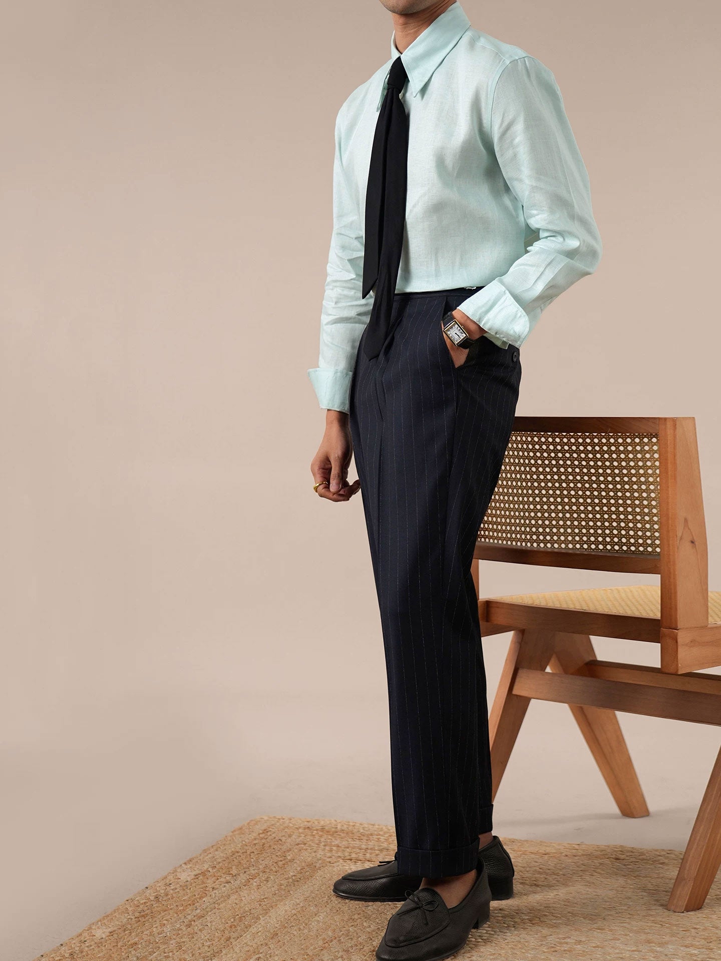 Italian-Style Long Point Collar Breathable Men's Shirt