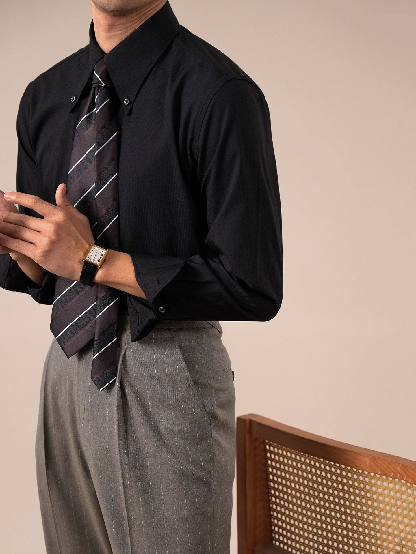 Men's Dress Shirt Bold Pointed Collar Button-Down