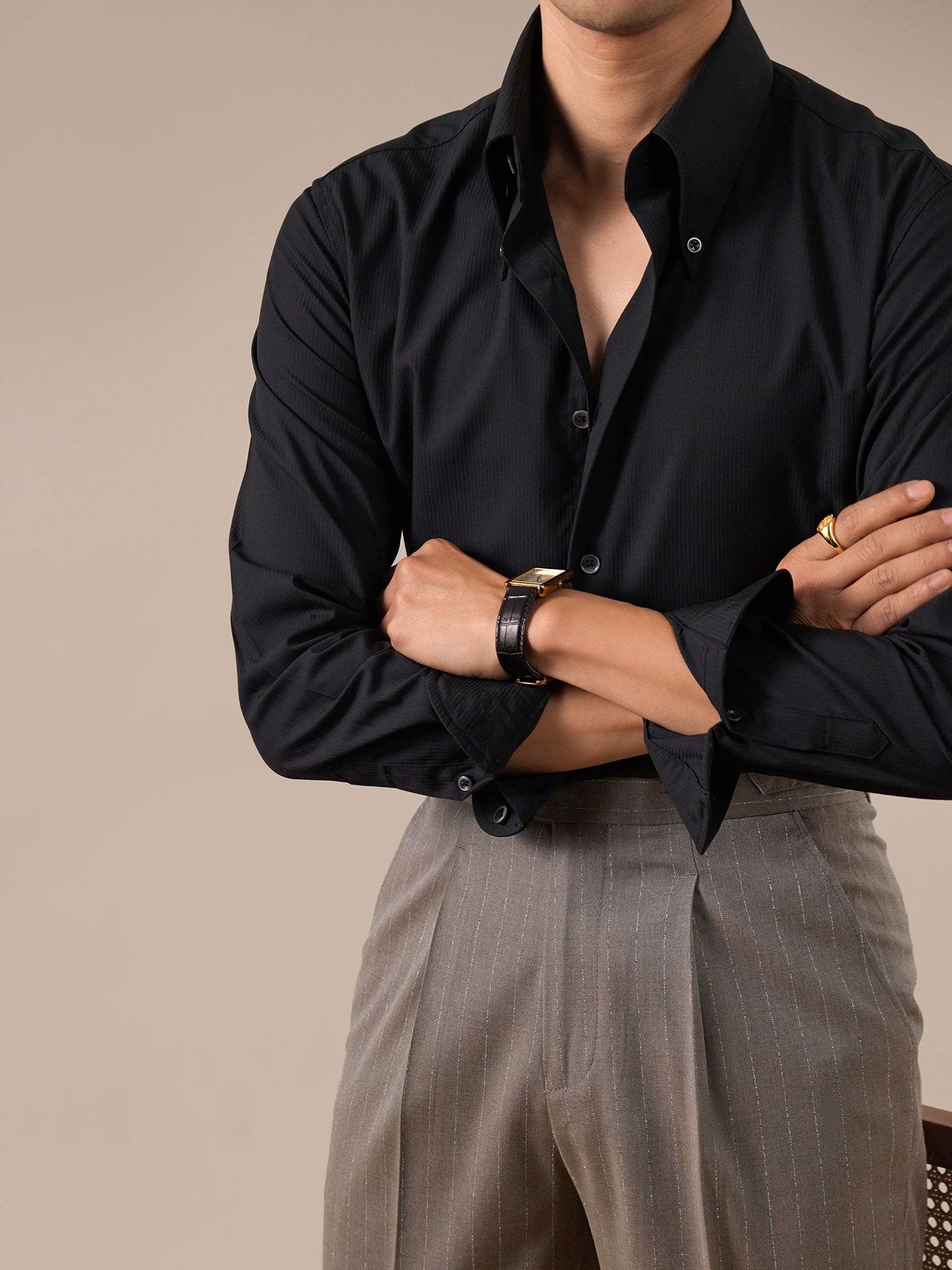 Men's Dress Shirt Bold Pointed Collar Button-Down