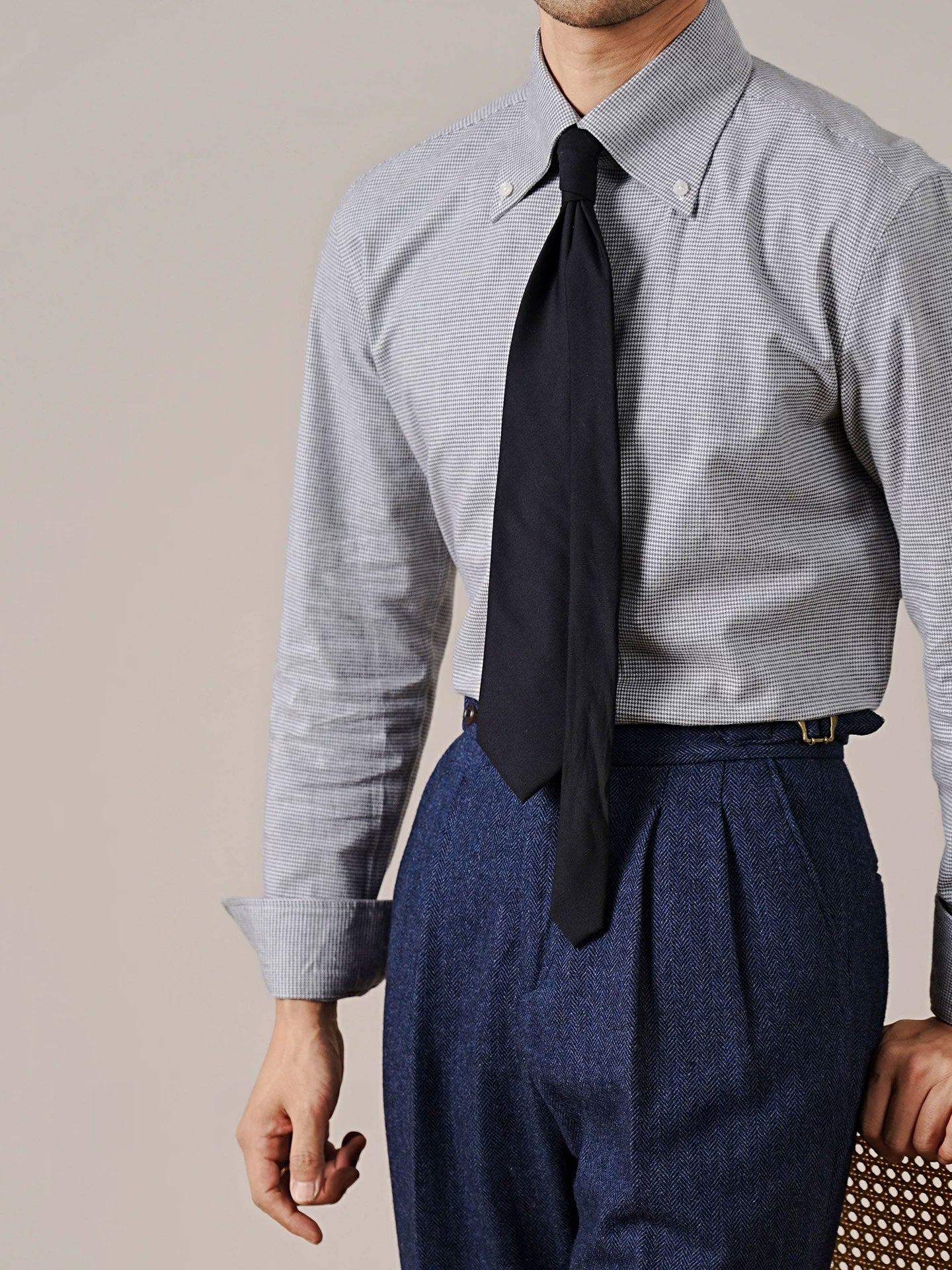 Men’s Italian-Style Point Collar Cotton Dress Shirt