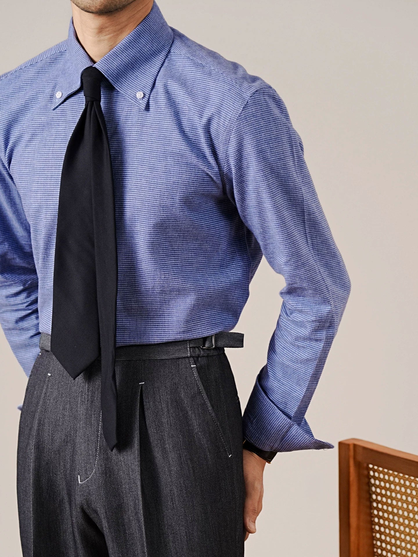 Men’s Italian-Style Point Collar Cotton Dress Shirt