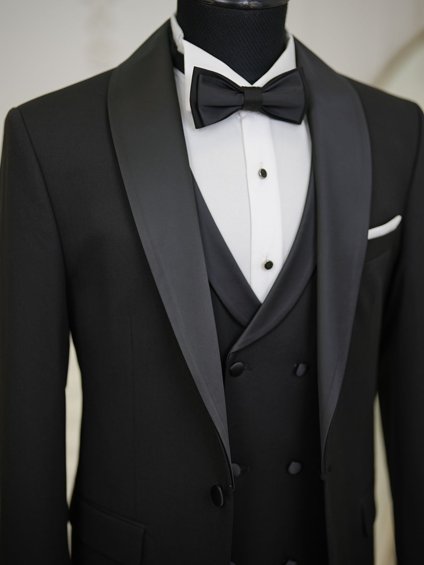 Brabion Elio Black Slim Fit Shawl Lapel Tuxedo