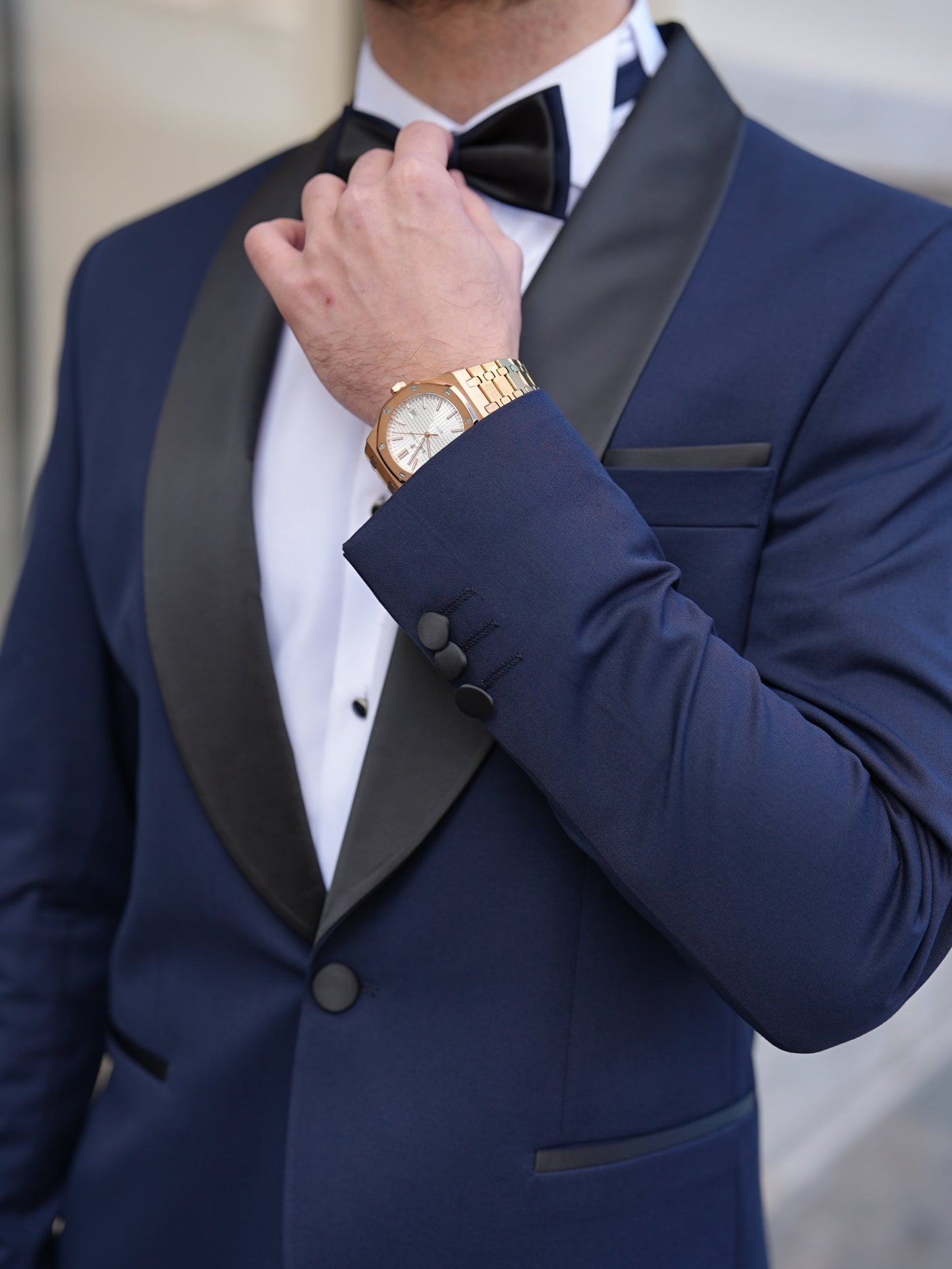 Italian Navy Blue Tuxedo - Luxury Shawl Collar Groom Suit