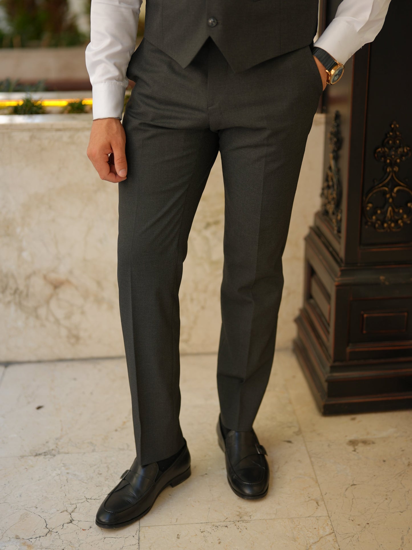 Anthracite Italian 3-Piece Slim Fit Suit