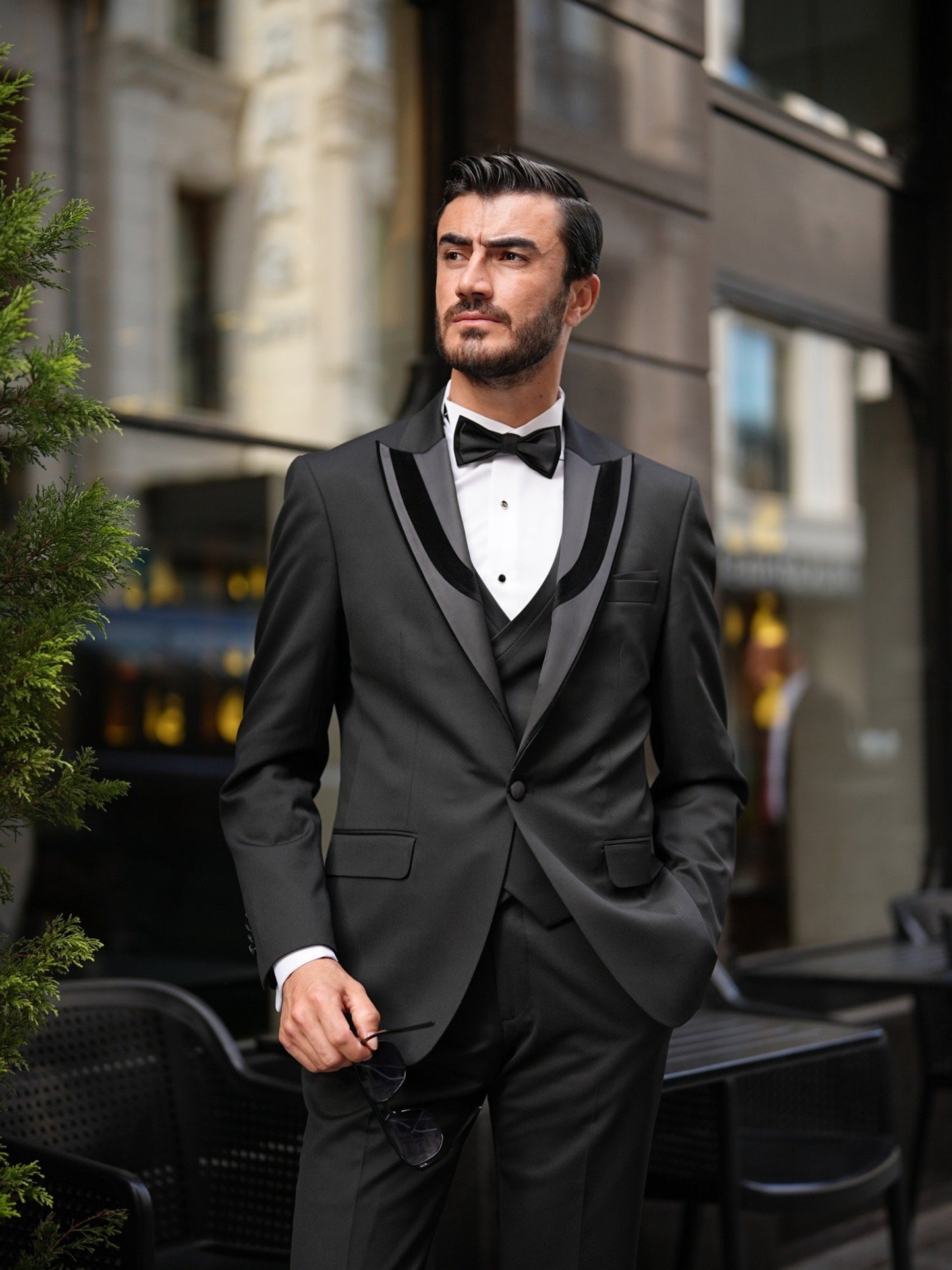 Brabion Elio Black Slim Fit Velvet Peak Lapel Tuxedo
