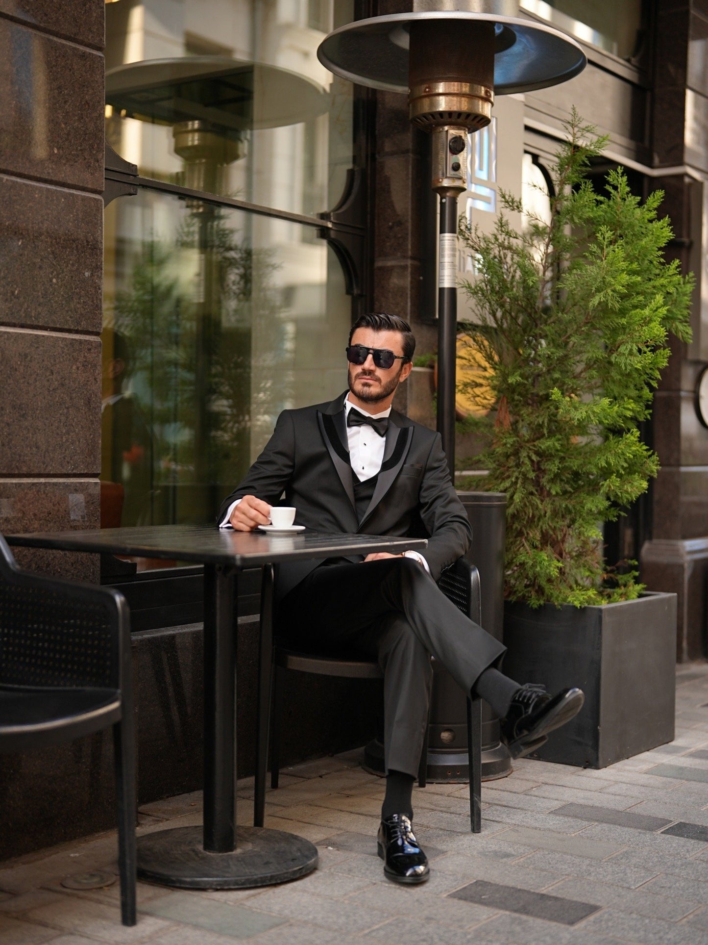 Brabion Elio Black Slim Fit Velvet Peak Lapel Tuxedo