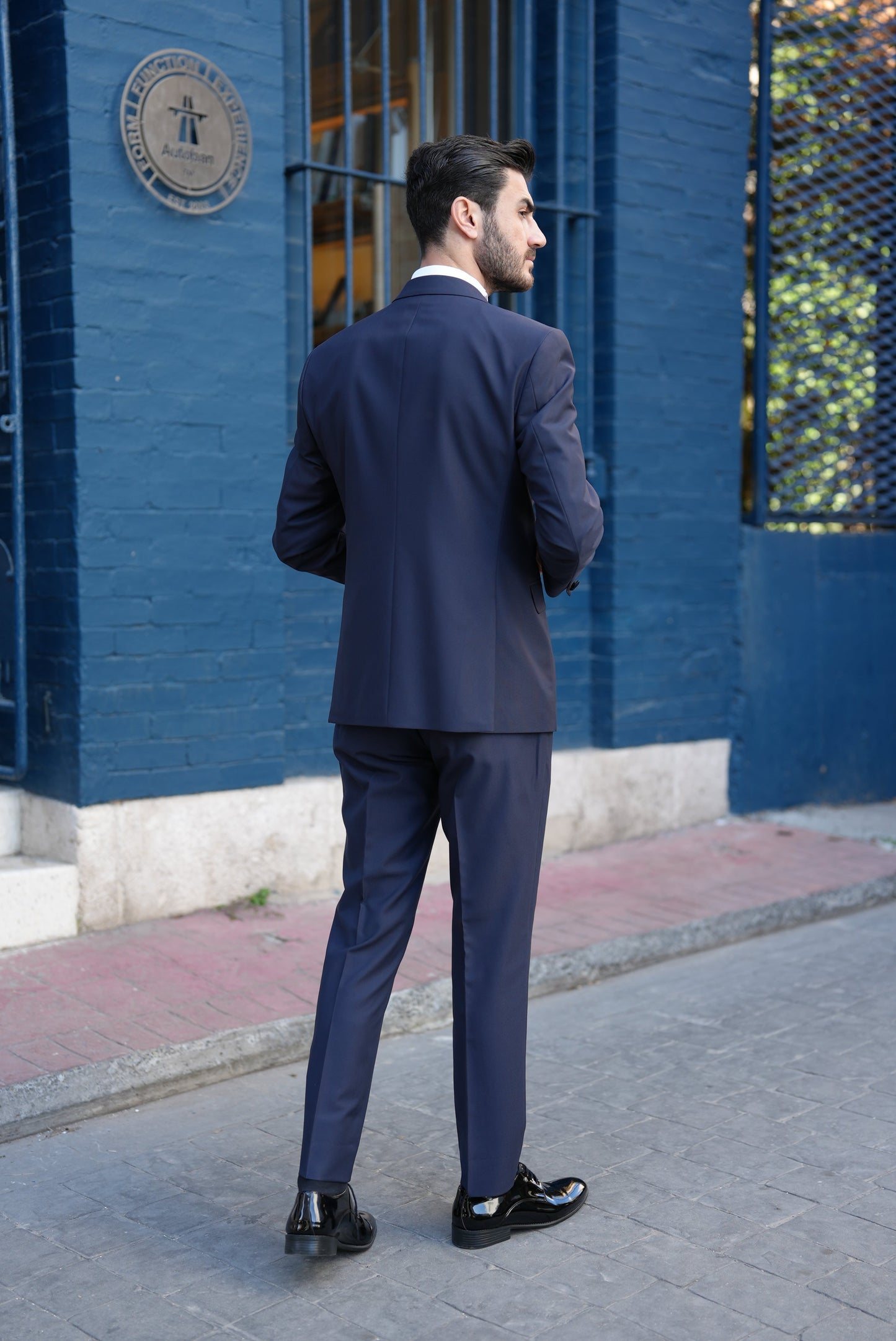 Eden Navy Blue Slim Fit Peak Lapel Tuxedo