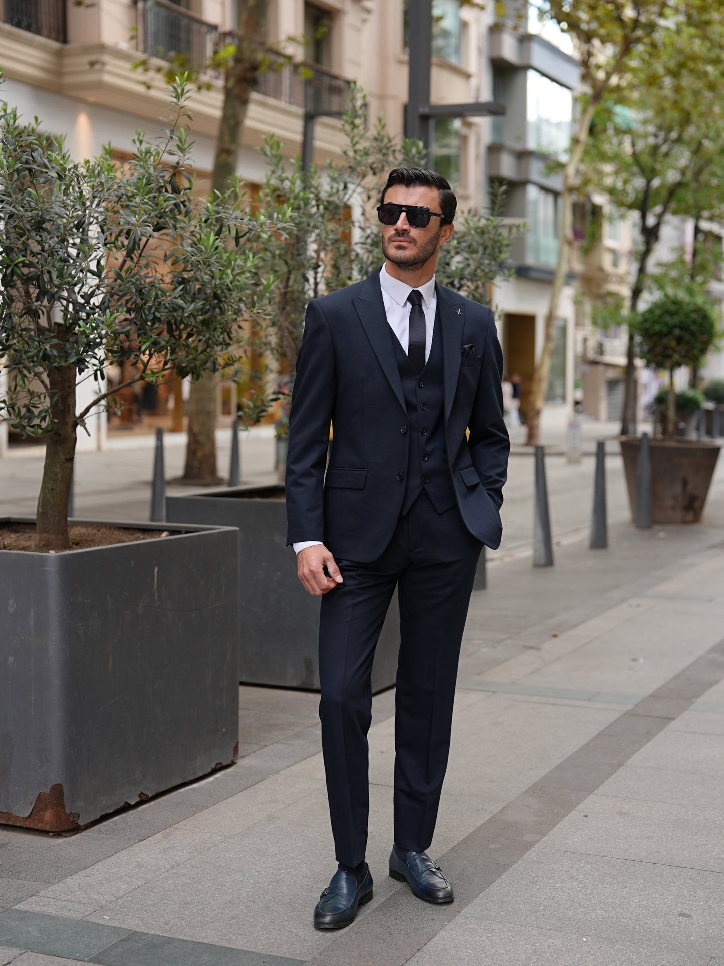 Navy Blue Italian Slim Fit Suit - Point Stitched