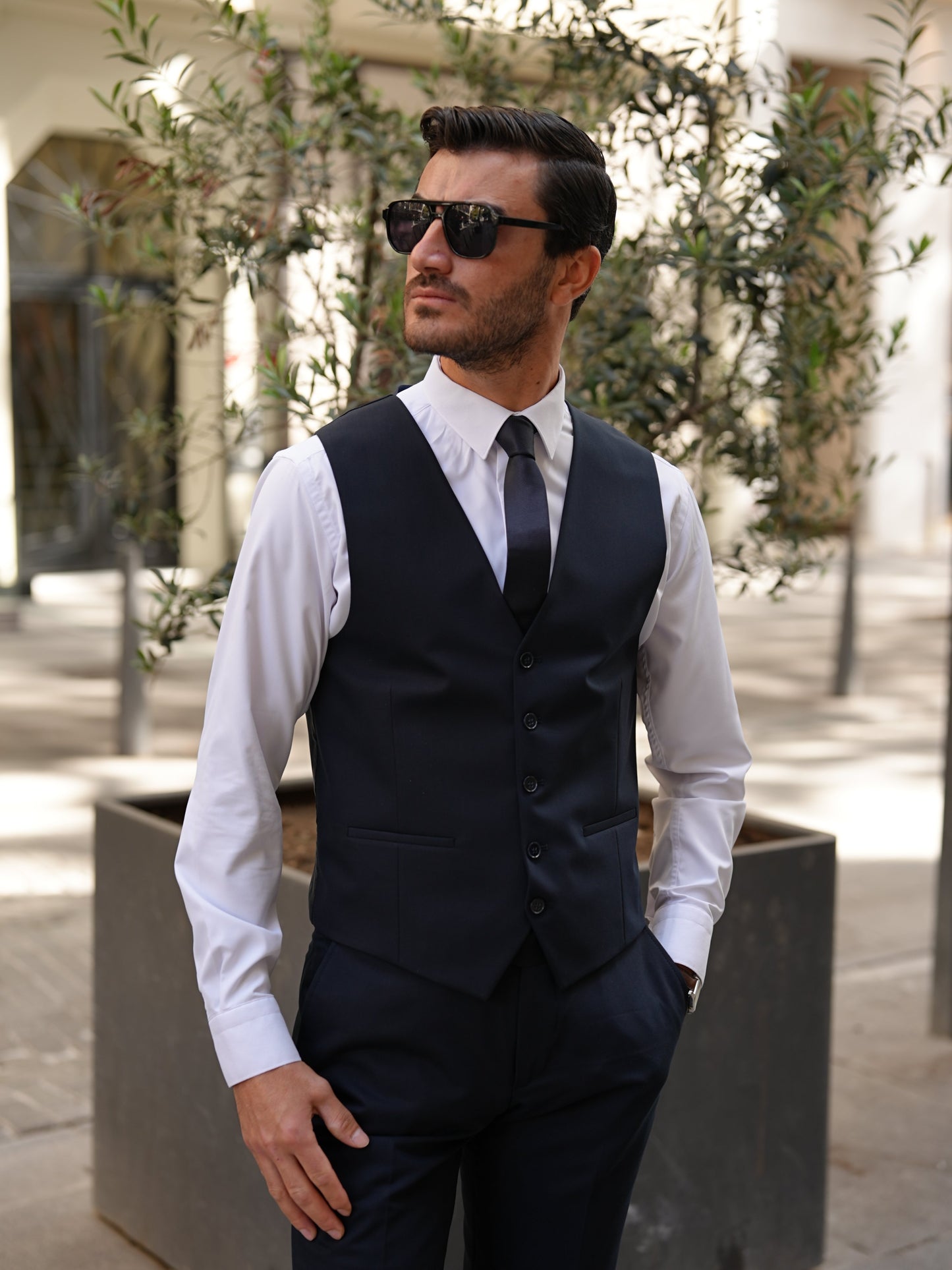 Navy Blue Italian Slim Fit Suit - Point Stitched