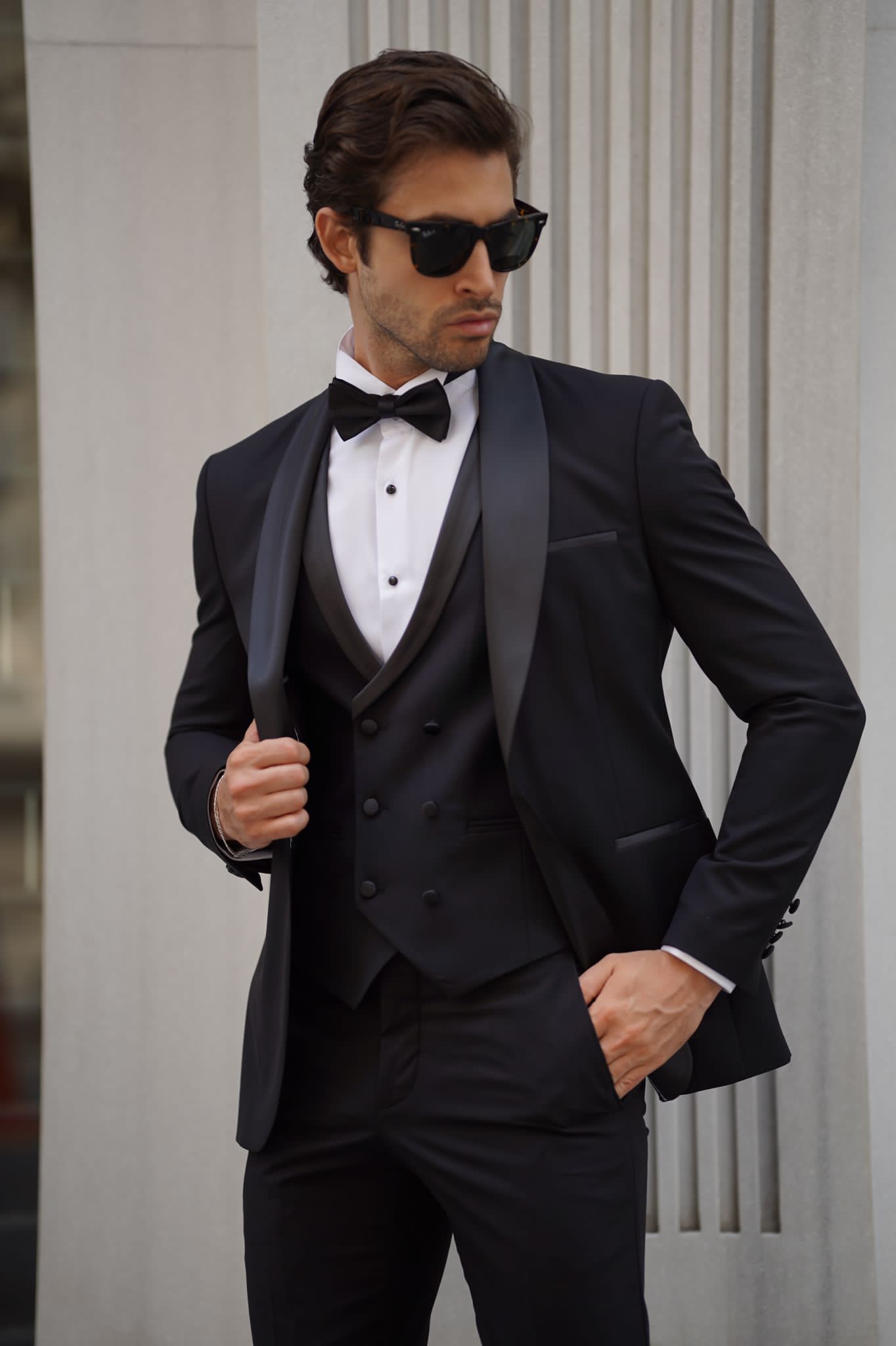 Daniel Slim-fit Shawl Collar Black Tuxedo - Elevate Your Formal Style