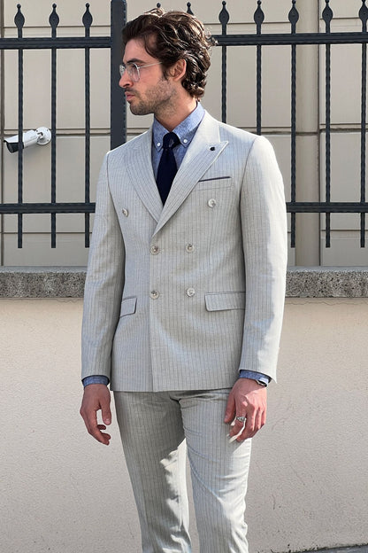 Daniel Double Breasted Gray Wool Suit: Sophisticated Slim-Fit for Every Occasion