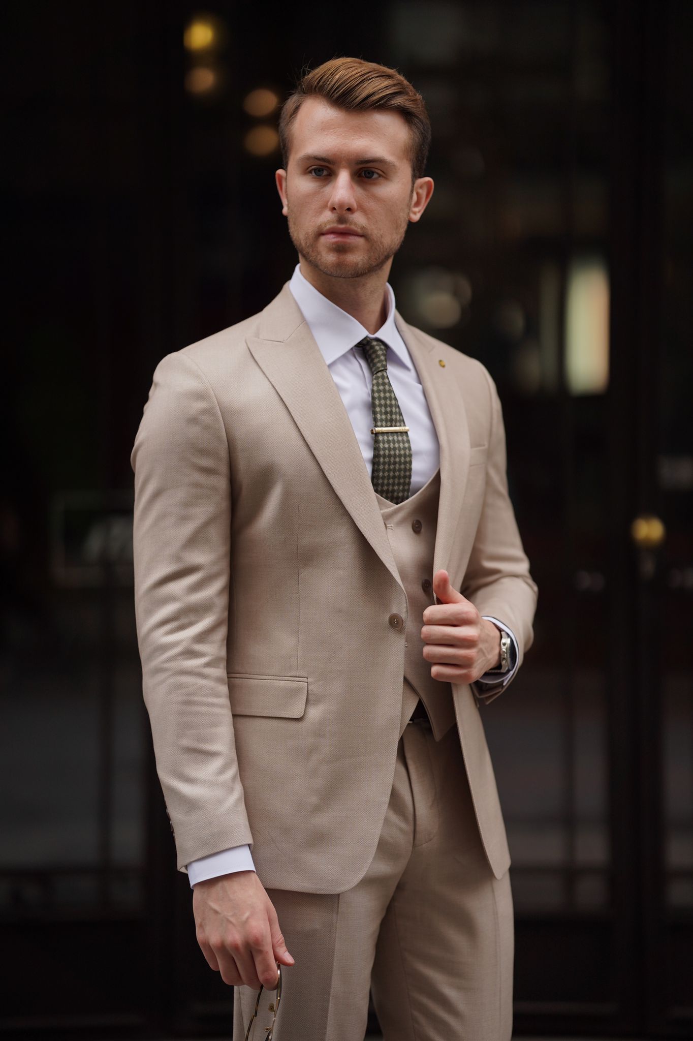 Daniel Slim Fit Beige Wool Suit for Modern Men