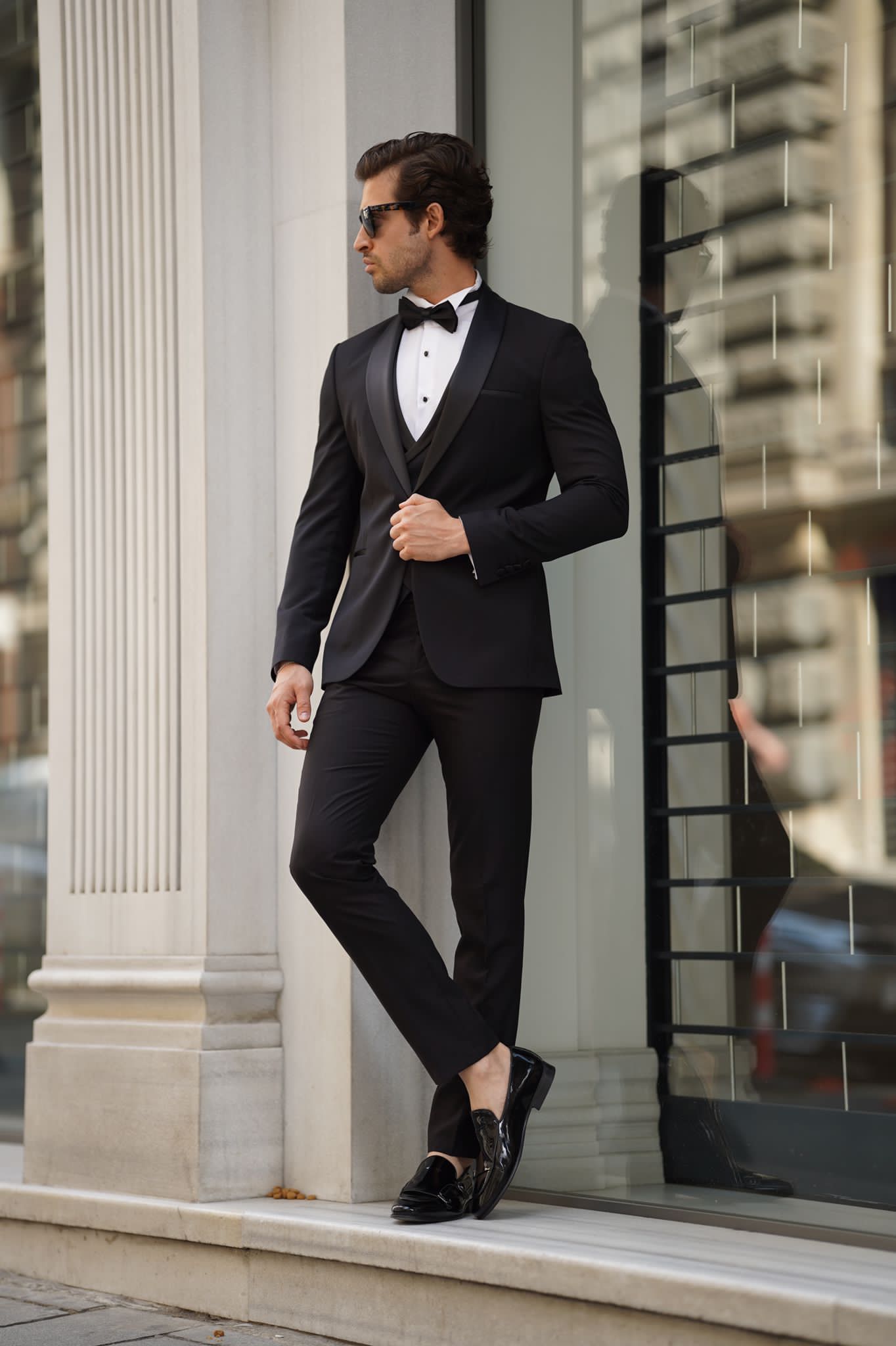 Daniel Slim-fit Shawl Collar Black Tuxedo - Elevate Your Formal Style