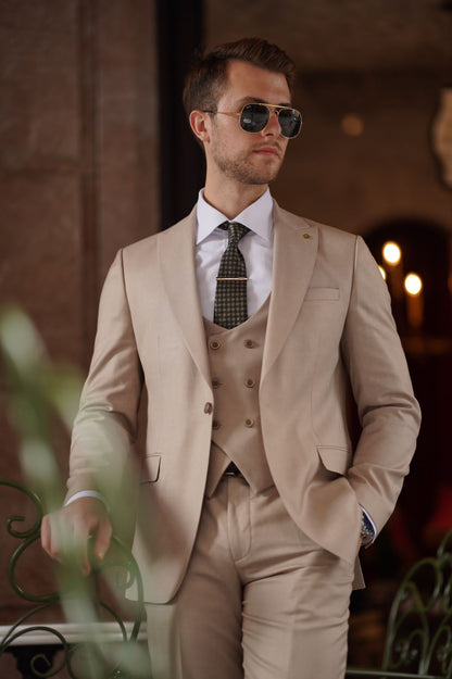 Daniel Slim Fit Beige Wool Suit for Modern Men