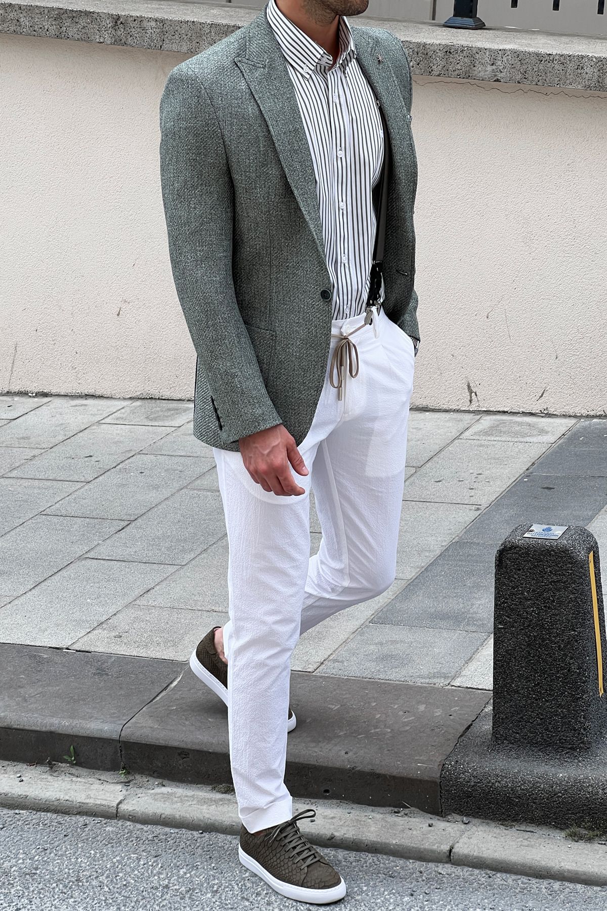 Daniel Green Slim Fit Linen Blazer: Elevate Your Style