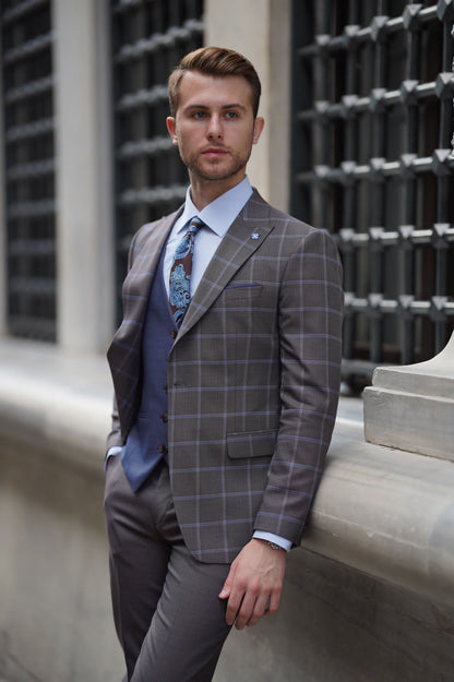 Daniel Plaid Brown Wool Suit - Elegant Three-Piece Slim-Fit Suit for Men