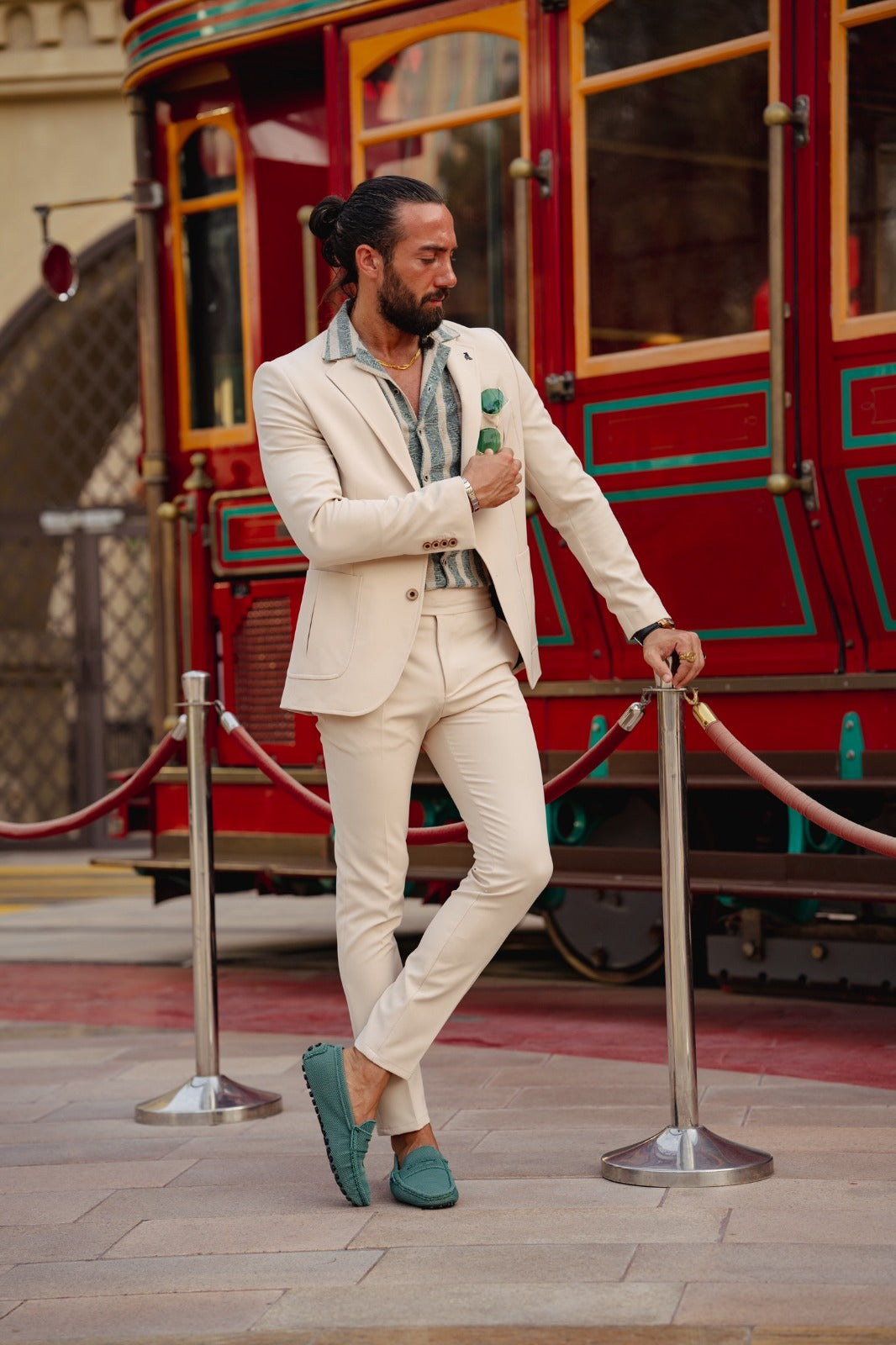 Vespo Slim Fit Beige Suit - Sophisticated Elegance for Every Occasion