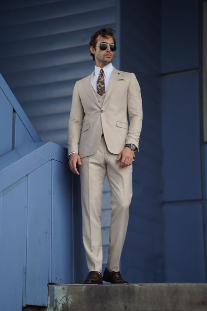 Daniel Slim Fit Cream Wool Suit - Three-Piece Elegance