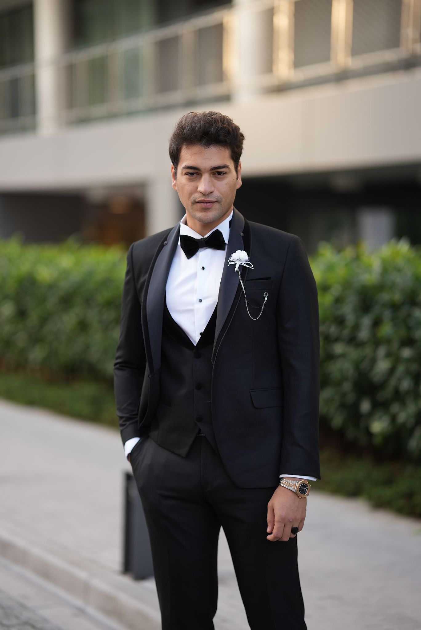 Infinite Black Slim Fit Velvet Peak Lapel Tuxedo